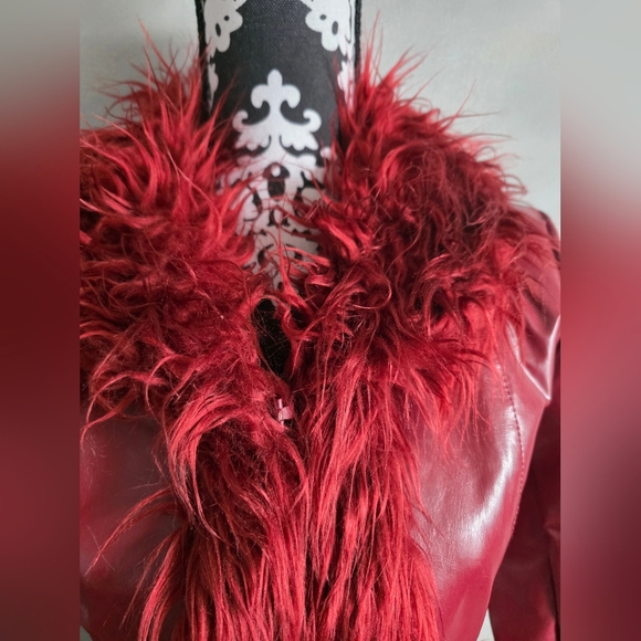 90's 00's Vintage Red Faux Leather Crop Penny Lane Y2k Jacket Fuzzy Sz S - Picture 3 of 16